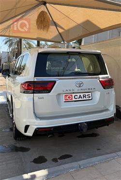 تويوتا لاندكروزر